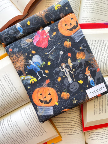 Halloweentown Sleeve